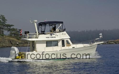 Mainship 34 Trawler avaliação e ficha técnica